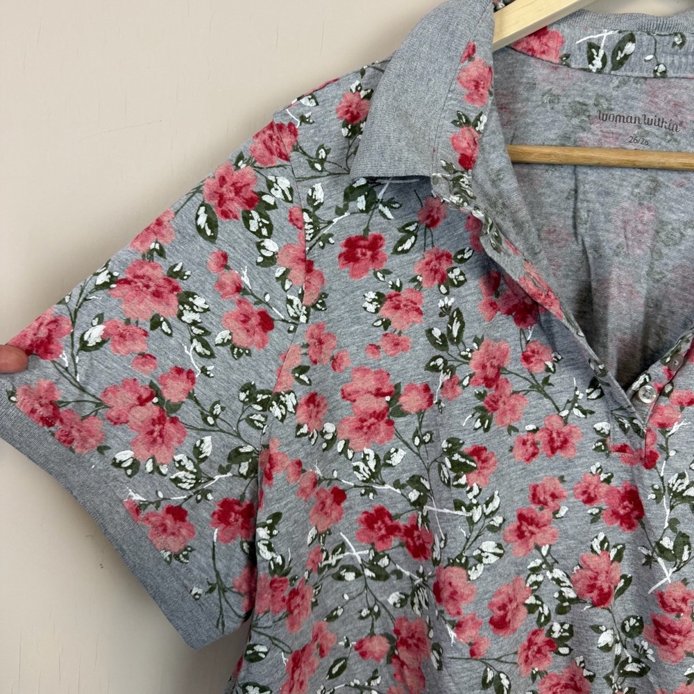 Woman Within Polo Top 4X 2X 26/28 Short Sleeve Casual Shirt Gray Floral Printed - Picture 5 of 10
